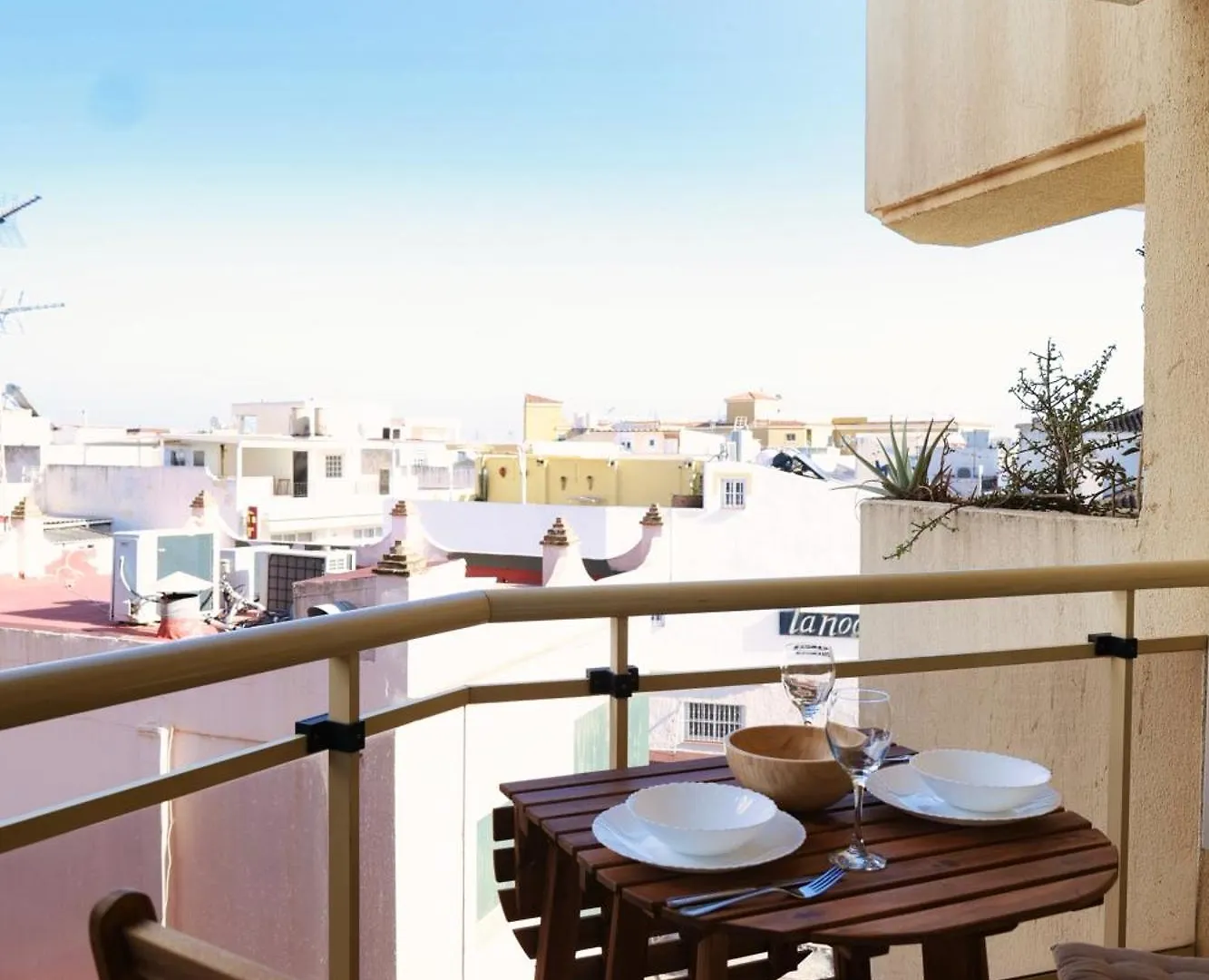 Nogalera Center Apartment With A Stunning Terrace Τορρεμολίνος